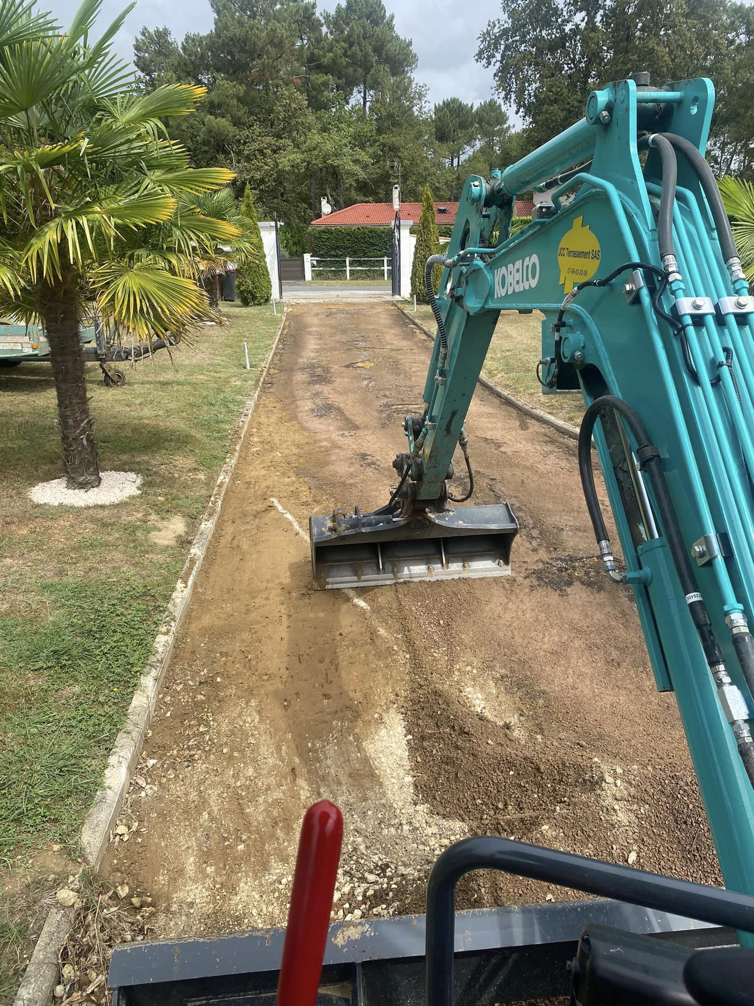 Terrassement Saint Andre de Cubzac - Ambares - JCC Terrassement - Texte Excavator